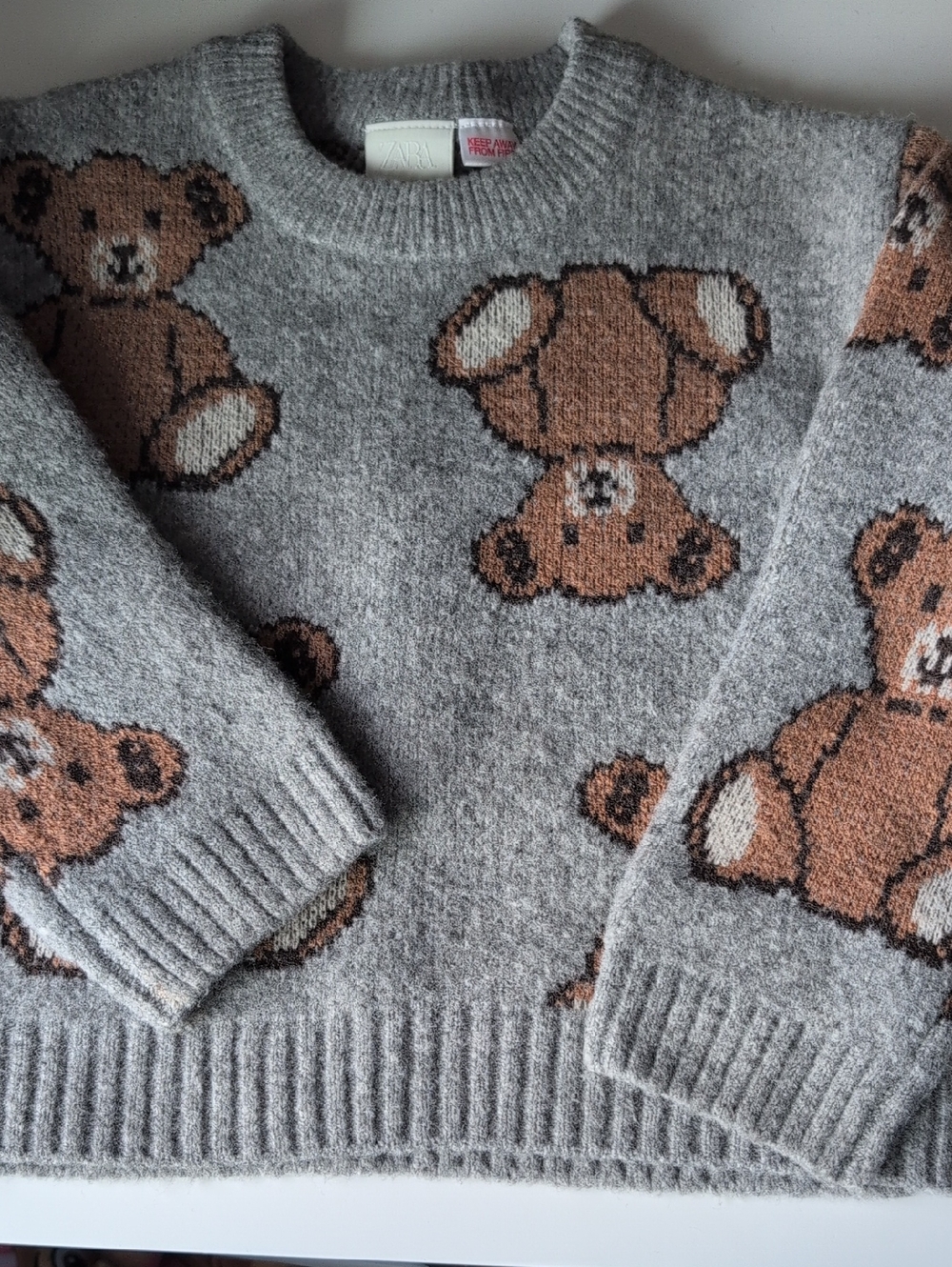 Zara 🧸 Teddy Bear Sweater
